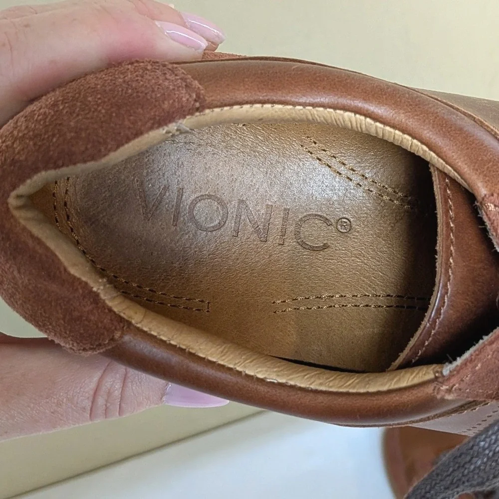 Vionic premium leather